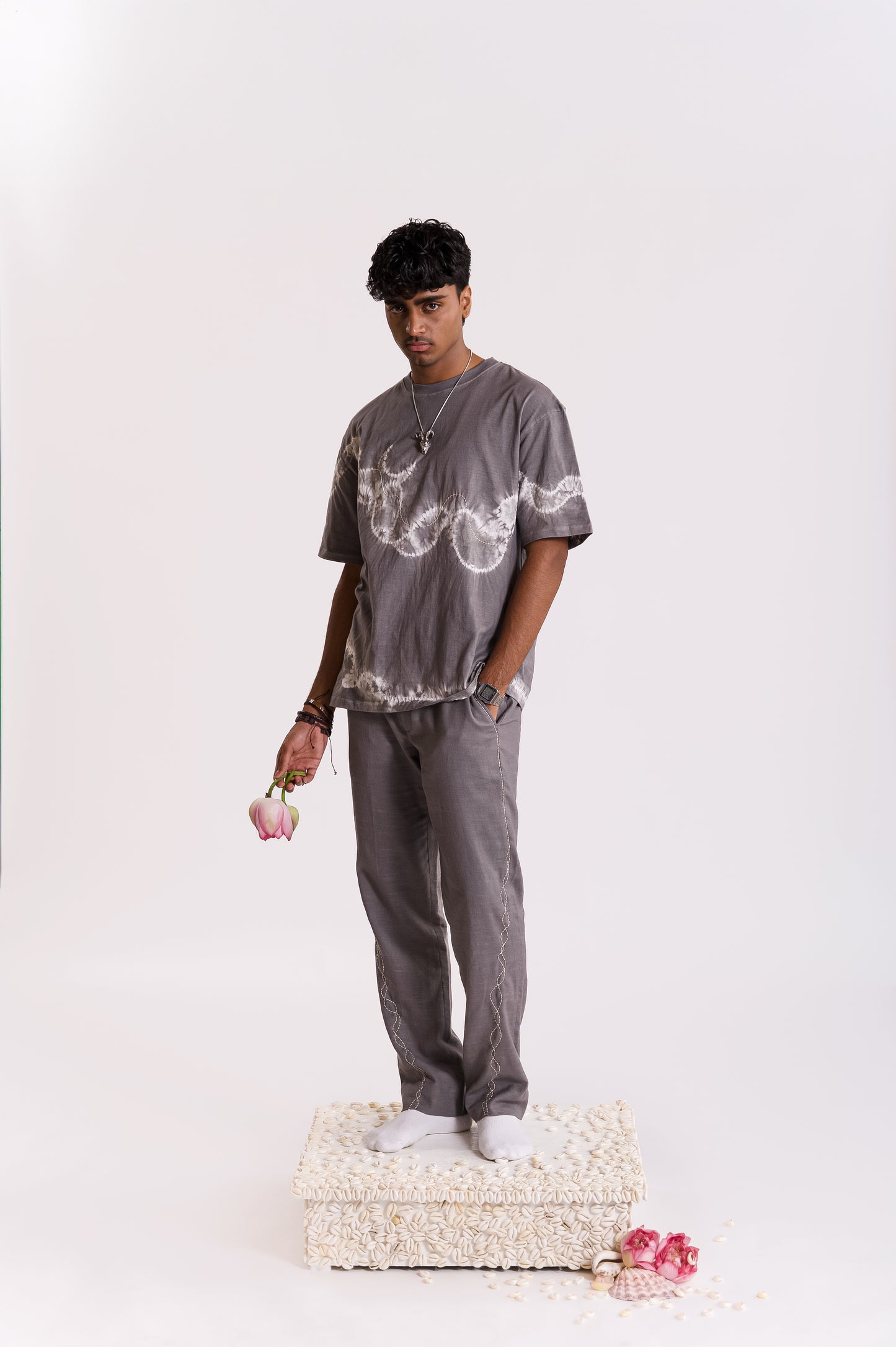 Chandra Lehar Shibori T-shirt-Grey