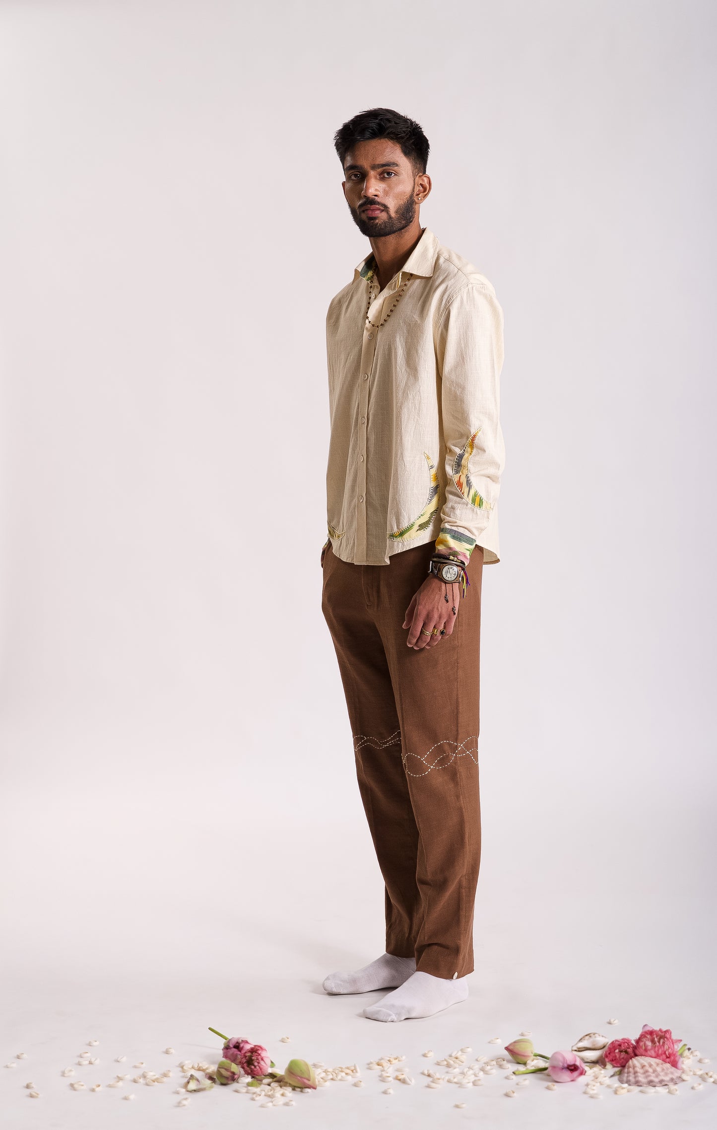 Wave Embroidered Trouser - Brown