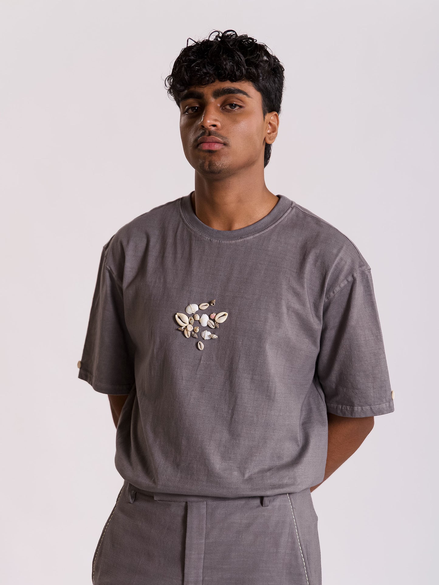 RATNA T-SHIRT