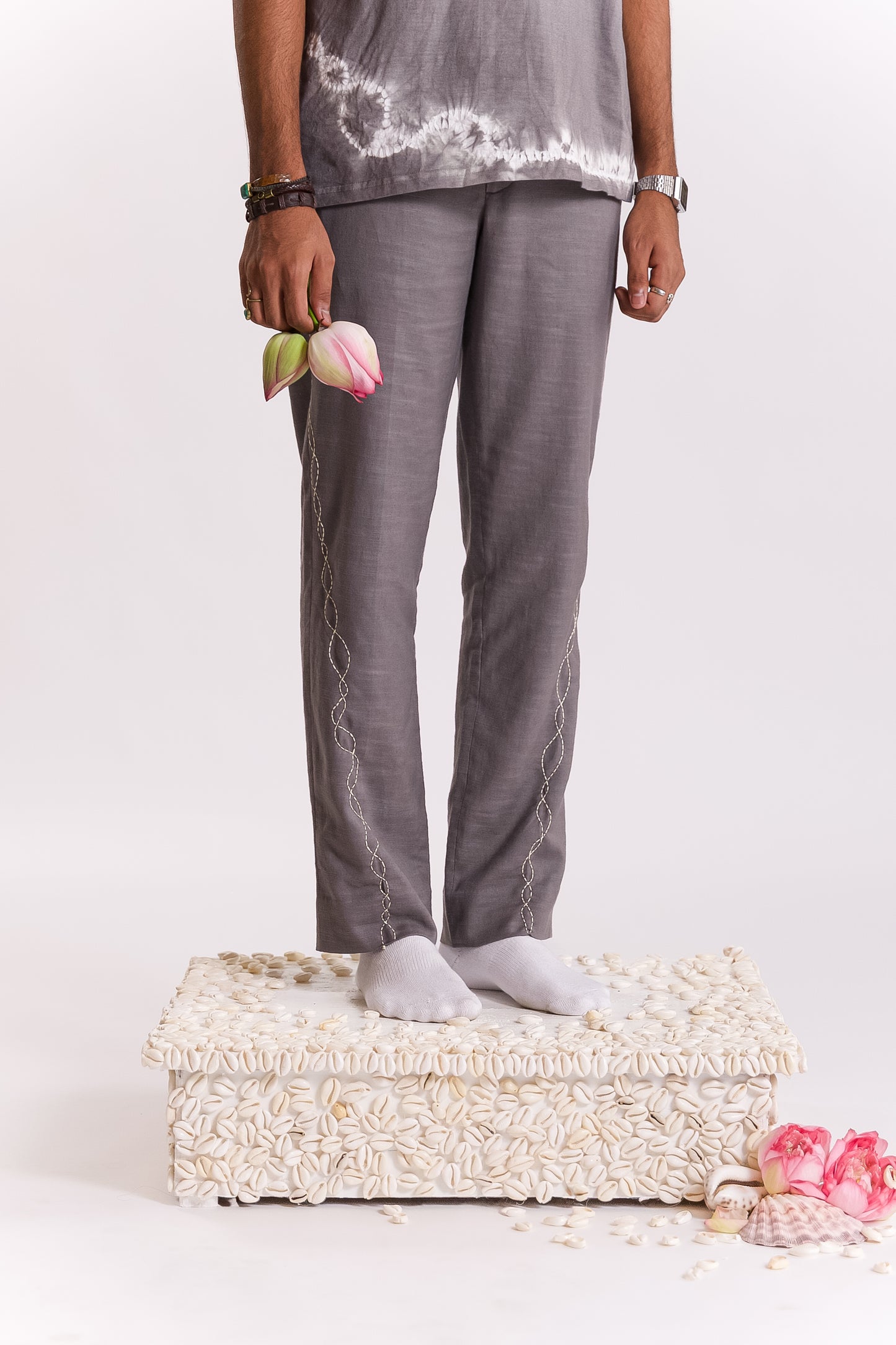 Lehar Embroidered Trouser - Grey