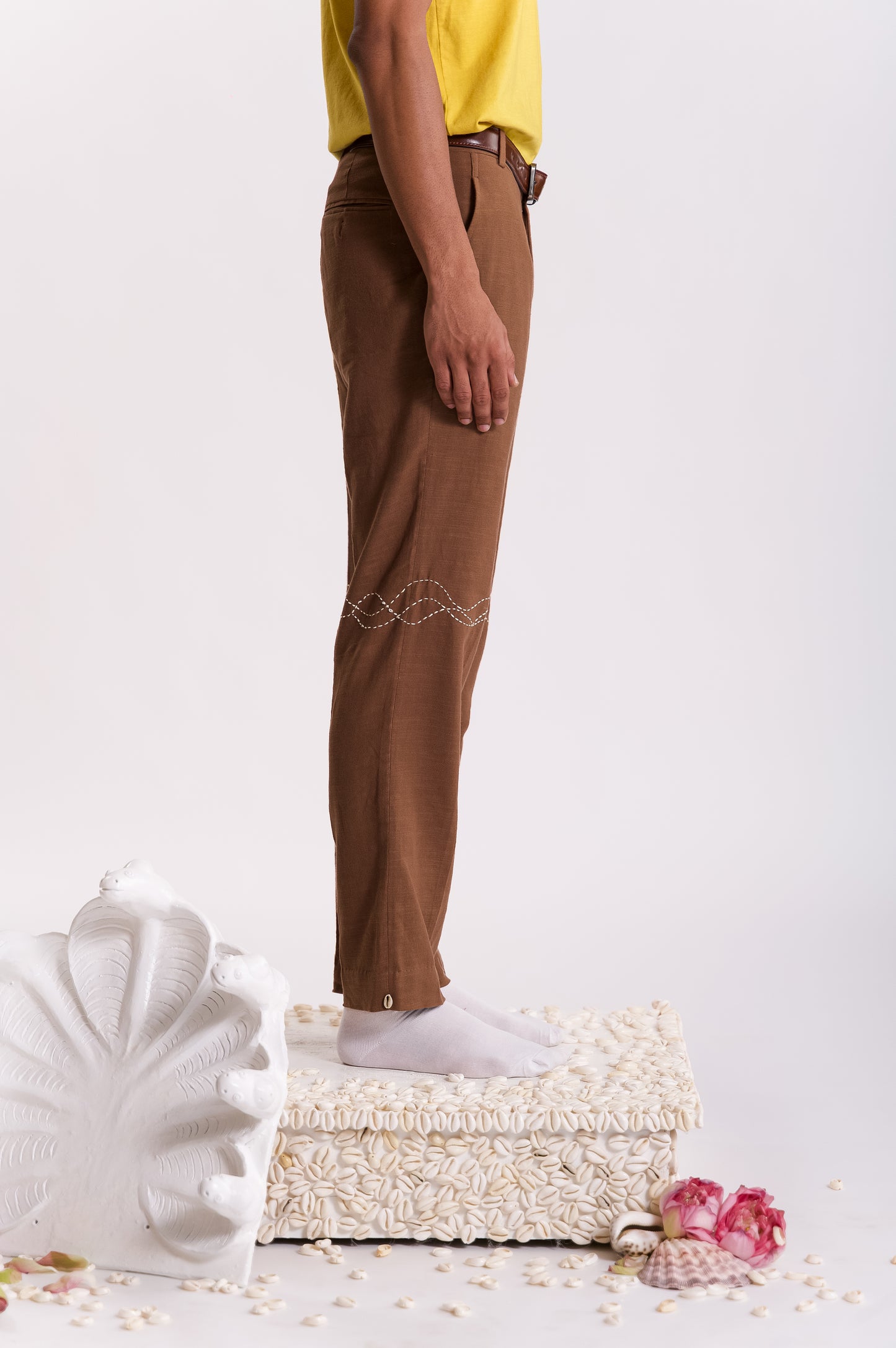Wave Embroidered Trouser - Brown