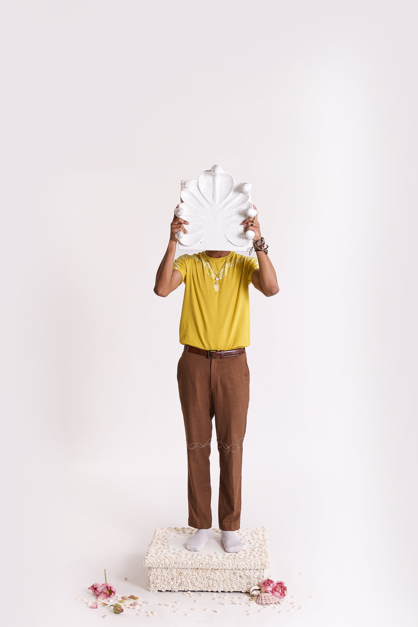 Wave Embroidered Trouser - Brown